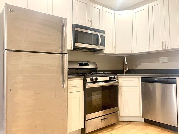 3rd image of 59-19 54th St #2R