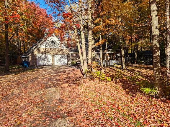 5th image of 2723 N Waskevich Ln