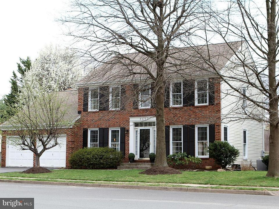 1st image of 2657 Meadow Hall Dr
