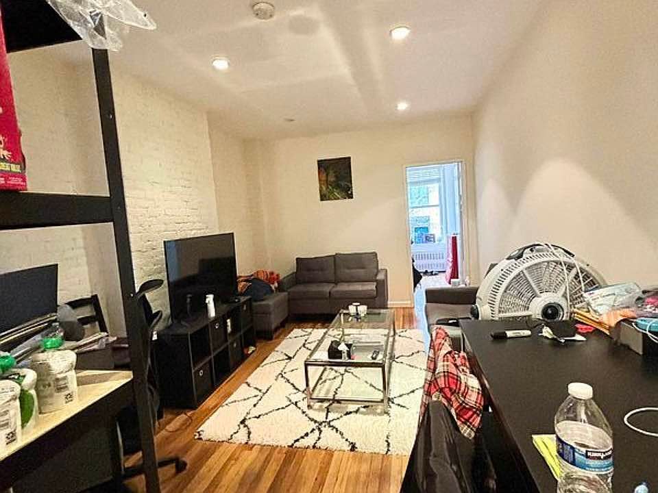 1st image of 324 E 82nd St APT 3D