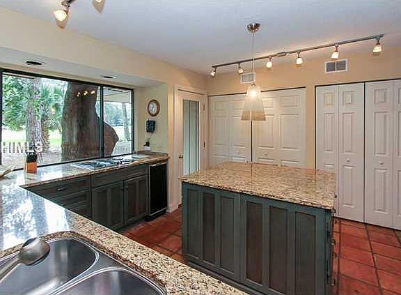 4th image of 39 Saint Andrews Pl