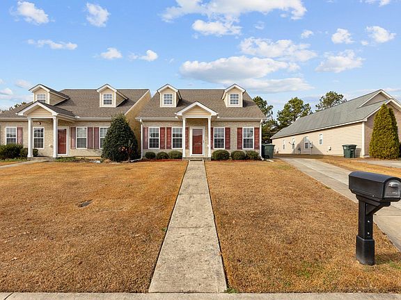 2nd image of 2204 Brookville Dr