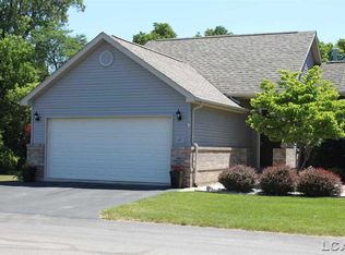 617 Ridge Ln, Tecumseh, MI 49286