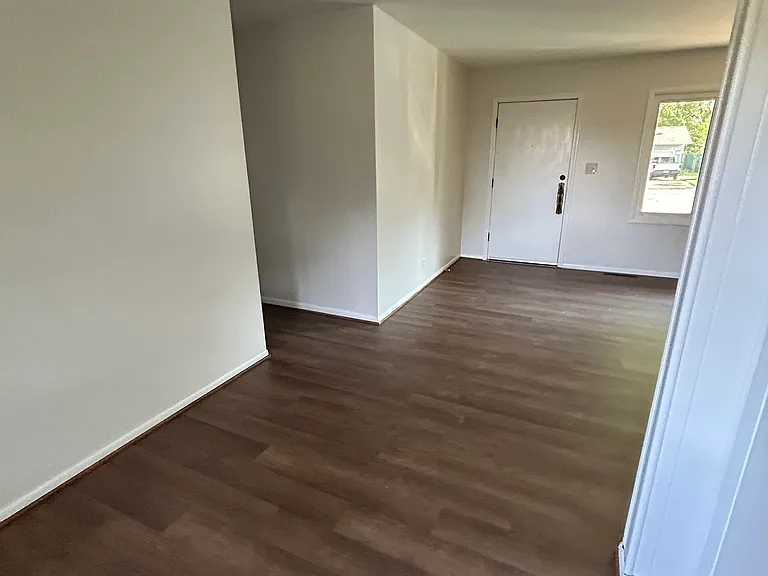3400 SW 30th St — Photo 5
