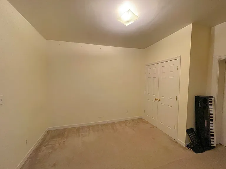 27 W All Saints St #27 — Photo 7