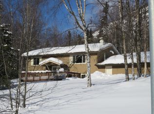 20711 Eagle River Rd, Eagle River, AK 99577