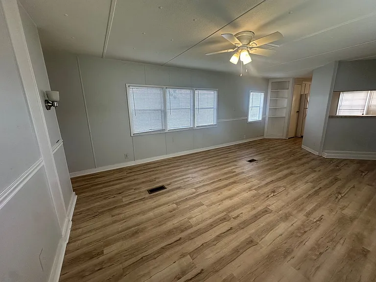 2430 Catherine Lake Rd #3 — Photo 4