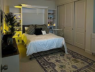 A fabulous spacious night time environment.