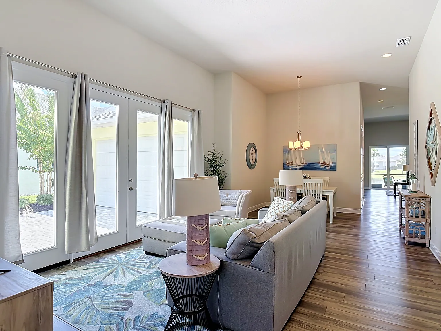 3 bed, 2.5 bath, 2388 sqft, $3,500 — Photo 3