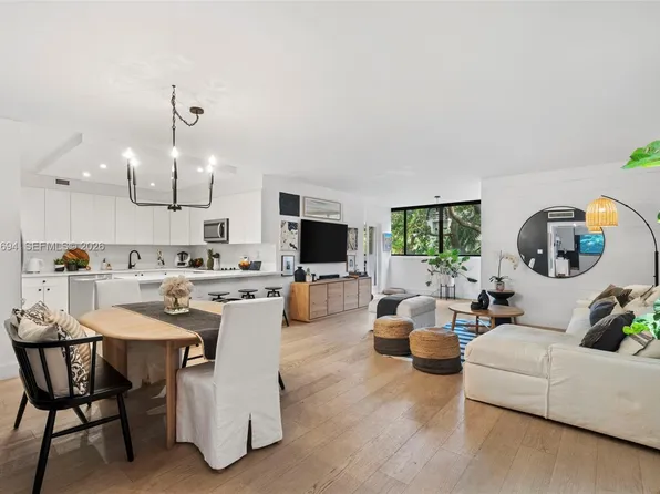 141 Crandon Blvd APT 237, Key Biscayne, FL 33149