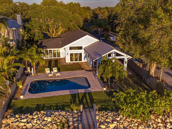 5940 Riverside Dr, Melbourne Beach, FL 32951