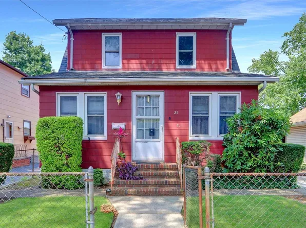 21 Elizabeth Street, Floral Park, NY 11001