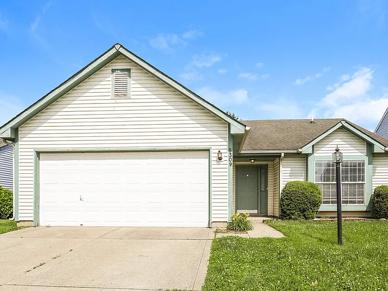 5309 Waterton Lakes Dr — Photo 1