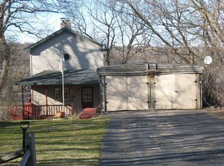 904 Johnson St, Fox River Grove, IL 60021