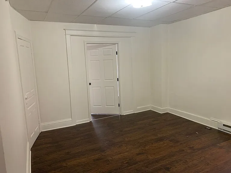 1127 W Poplar St #1 — Photo 9
