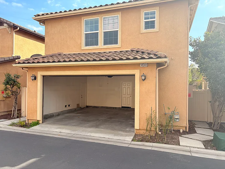 14544 Serenade Dr — Photo 10
