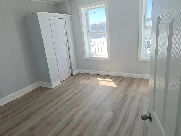 314 Market St #9 — Photo 3
