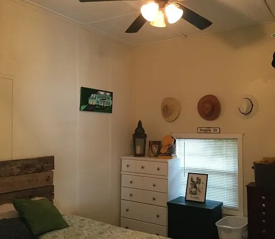 210 Angela St — Photo 10