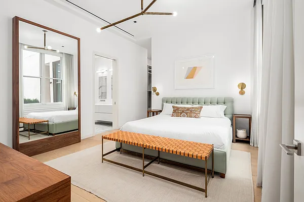 Rented by Coleman Real Estate Group | media 32