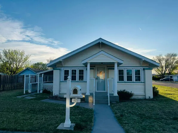 911 Safford Ave, Garden City, KS 67846