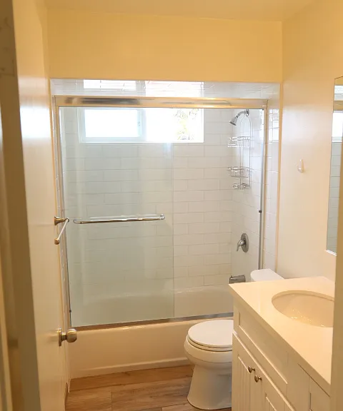 4770 Point Loma Ave #202 — Photo 2