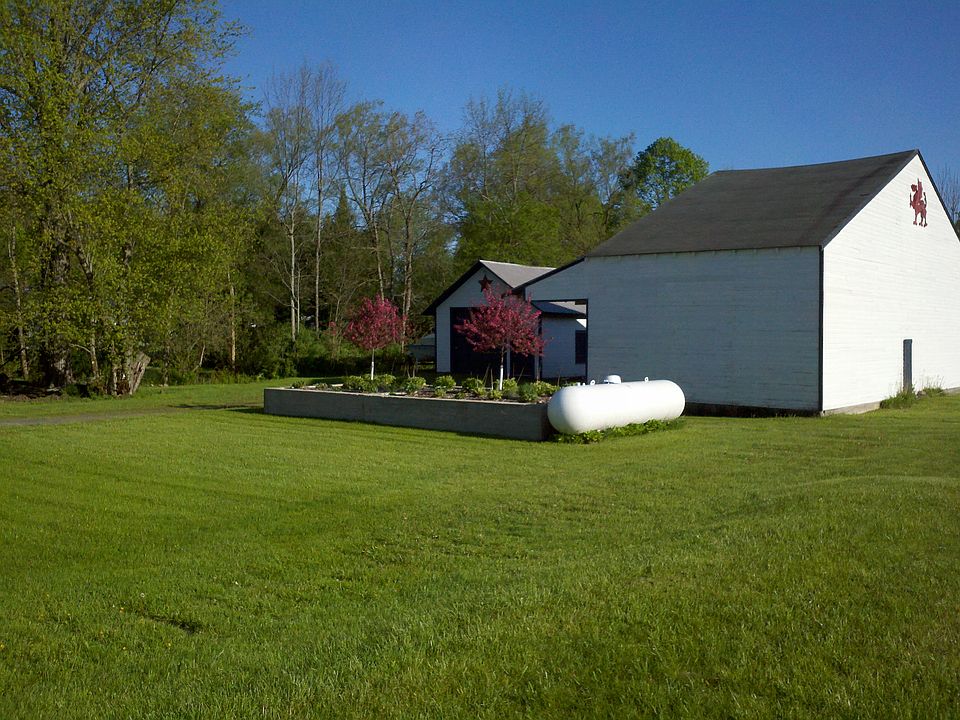 2nd image of 10609 Depot St