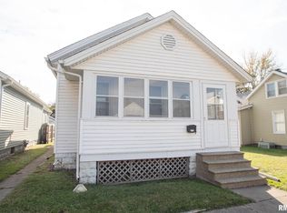 2712 5 1/2 Ave, Rock Island, IL 61201