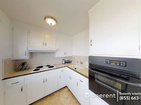 5th image of 725 Corbett Ave APT 9