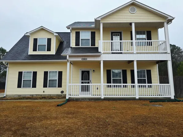 126 Carolina Oaks Cir, Linden, NC 28356