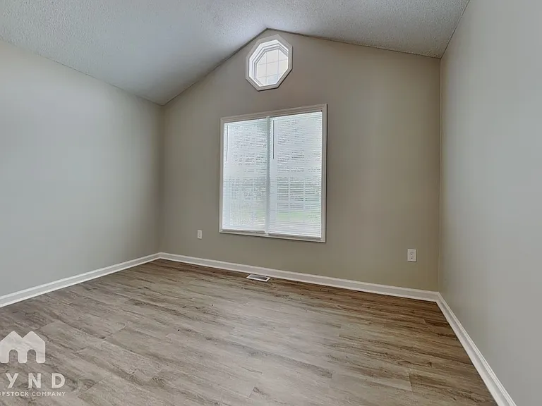 15 Jenee Ln — Photo 16
