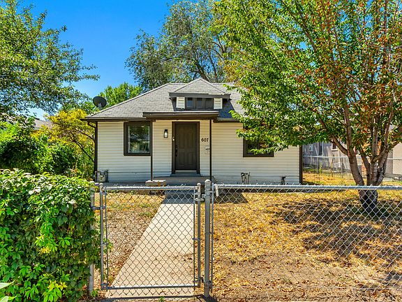 2nd image of 607 W Wasatch St S