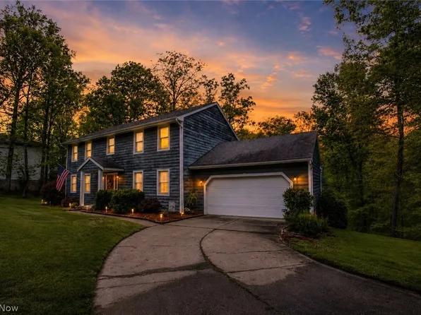 151 Granada Cir, Parkersburg, WV 26104