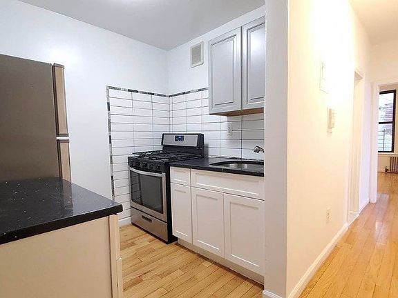 2nd image of 81 W 127th St #3A
