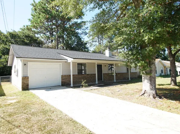 912 Nutmeg Ave, Niceville, FL 32578