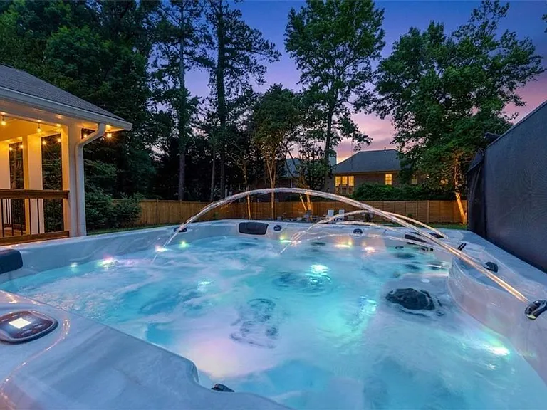 7330 Hunters Branch Dr NE — Photo 45