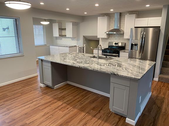 4th image of 1878 Knollridge Ct