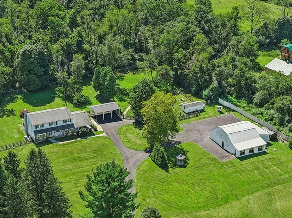 4384 Lehnenberg Rd, Riegelsville, PA 18077
