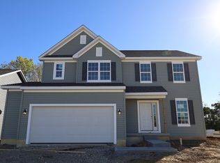 27 Englewood Rd, Commerical Pt, OH 43116