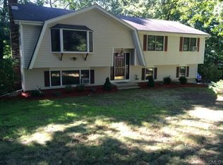 2 Old Orchard Rd, Shelton, CT 06484