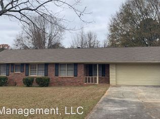 3861 Imperial Dr, Snellville, GA