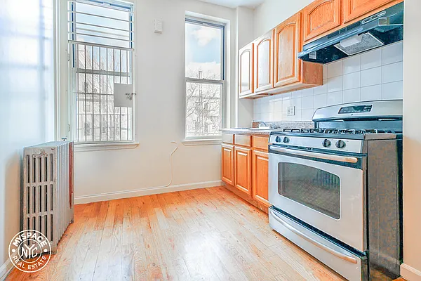 Rented by MySpaceNYC | media 19