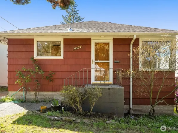 4333 32nd Avenue W, Seattle, WA 98199