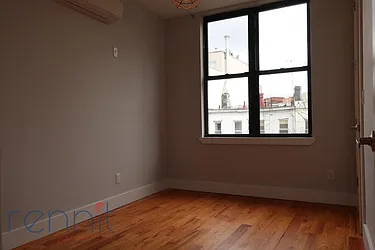 Rented by Rennit Inc.