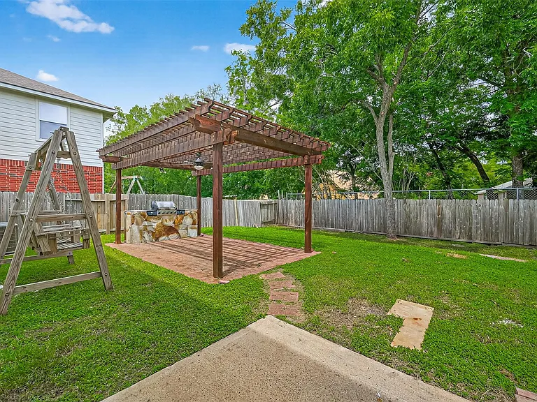 16602 Pademelon Dr — Photo 27
