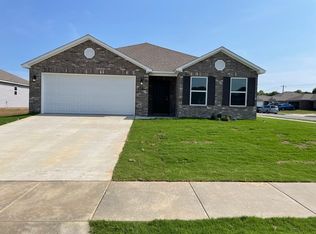 1781 Eveningshade Ln, Centerton, AR 72719