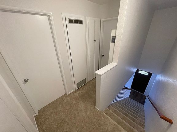 5th image of 734 Mira Mar Ave APT D