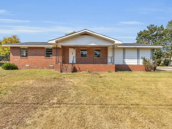 223 Ginger Ln, Chickamauga, GA 30707