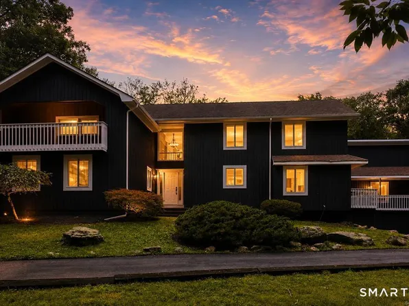 21 Deepwood Road, Weston, CT 06883