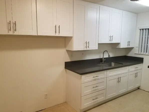 113-115A, 113-115 S Halladay St #115-02, Santa Ana, CA 92701