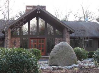 14 Greentree, Pittsford, NY 14534